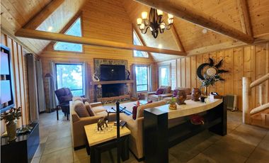 CASA EN RENTA EN AVNDARO