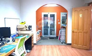 Casa Comercial  en corazon de Providencia