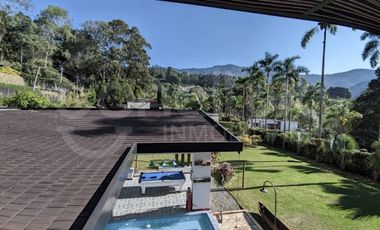 ARRIENDO de CASA RESIDENCIAL en ENVIGADO
