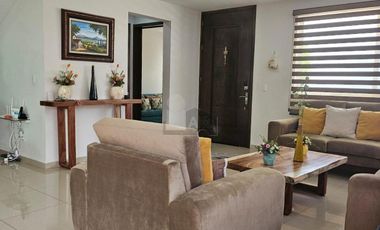 Casa en venta en Tahona Residencial