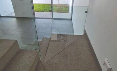 Casa en condominio en venta en  Loretta Campestre