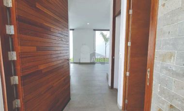 Casa en condominio en venta en  Loretta Campestre