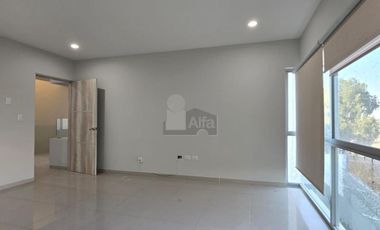 Bonita casa en Venta en Canteras de San Agustín