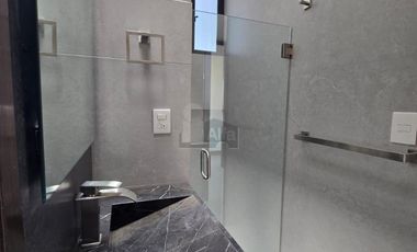 Casa en Venta al Sur Poniente de la ciudad en Ceiba Residencial