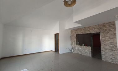 - SE VENDEN 5 BODEGAS EN KM 3 400 CARR- ALVARO OBREGON EN CD. CUAUHTEMOC,CHIH
