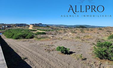 TERRENO FRENTE AL MAR EN CONDOMINIO DE PUNTA DE LOBOS