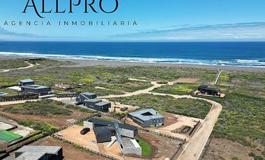 TERRENO FRENTE AL MAR EN CONDOMINIO DE PUNTA DE LOBOS