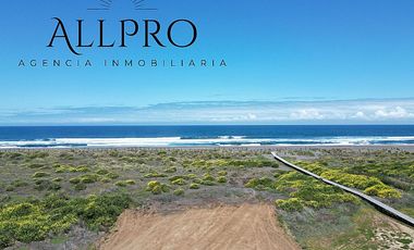 TERRENO FRENTE AL MAR EN CONDOMINIO DE PUNTA DE LOBOS
