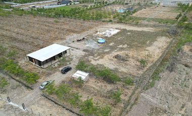 HERMOSA CASA NUEVA EN VENTA EN EL SECTOR CHUMACO, REQUÍNOA