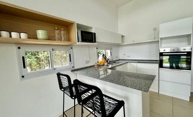 Casa Amoblada en alquiler  barrio Cerrado San Matias con tres habitaciones