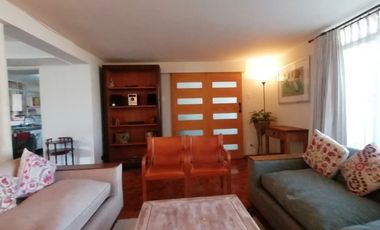 LINDA CASA EN VENTA HERNANDO DE AGUIRRE / DIEGO DE  ALMAGRO