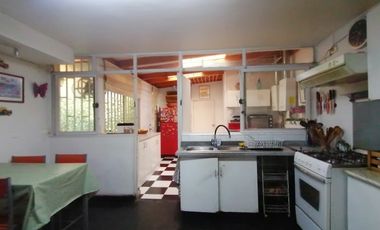 LINDA CASA EN VENTA HERNANDO DE AGUIRRE / DIEGO DE  ALMAGRO