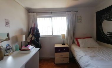 LINDA CASA EN VENTA HERNANDO DE AGUIRRE / DIEGO DE  ALMAGRO