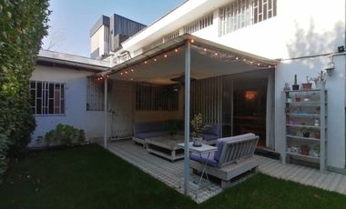LINDA CASA EN VENTA HERNANDO DE AGUIRRE / DIEGO DE  ALMAGRO