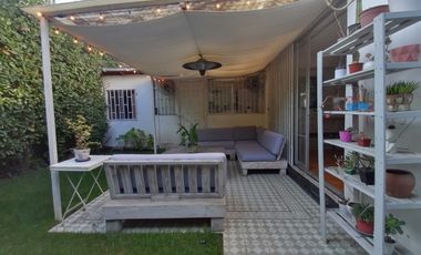 LINDA CASA EN VENTA HERNANDO DE AGUIRRE / DIEGO DE  ALMAGRO