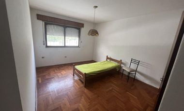 Departamento en venta - 3 dormitorios 2 baños - 190mts2 - La Plata