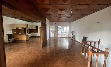 Departamento en venta - 3 dormitorios 2 baños - 190mts2 - La Plata