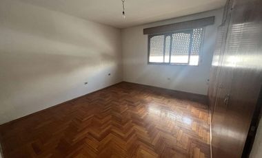 Departamento en venta - 3 dormitorios 2 baños - 190mts2 - La Plata
