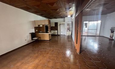 Departamento en venta - 3 dormitorios 2 baños - 190mts2 - La Plata