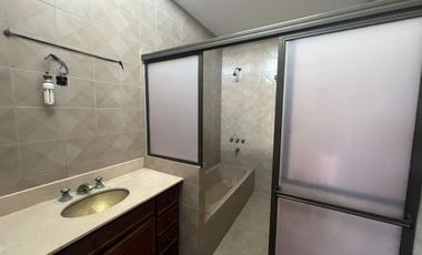 Departamento en venta - 3 dormitorios 2 baños - 190mts2 - La Plata