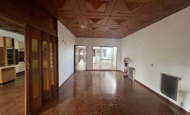 Departamento en venta - 3 dormitorios 2 baños - 190mts2 - La Plata