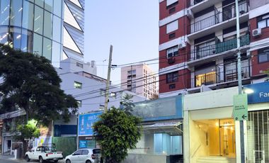 Local en  venta en Vicente López sobre Av. Libertador - 200m2