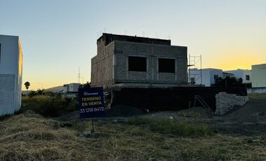 TERRENO EN VENTA EN BOSQUES DE SANTA ANITA