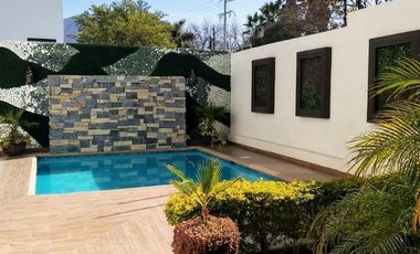 CASA EN RENTA EN EL RANCHITO CARRETERA NACIONAL