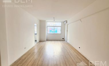 Depto / Studio Apto profesional Reciclado a nuevo!!