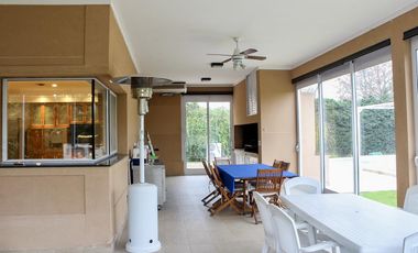Casa en  venta