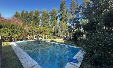 Casa en venta 3 dormitorios pileta San Agustín Villa Nueva
