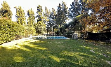 Casa en venta 3 dormitorios pileta San Agustín Villa Nueva