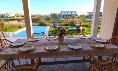 Venta Casa a La Laguna en El Naudir Escobar EC