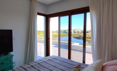 Venta Casa a La Laguna en El Naudir Escobar EC