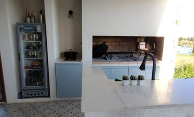 Venta Casa a La Laguna en El Naudir Escobar EC