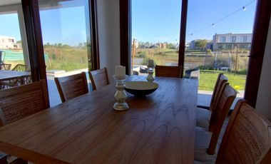 Venta Casa a La Laguna en El Naudir Escobar EC