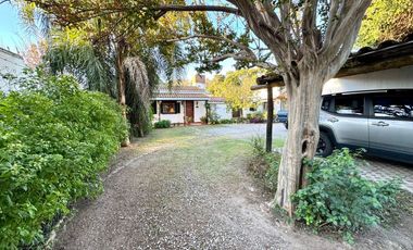 1 Planta - 4 Dorm - Pileta Climatizada - Quincho - Casa - Alquiler - Quebrada de las Rosas