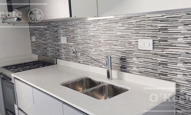 SEMIPISO DE 2 AMBIENTES EN ALQUILER EN  QUILMES  CON COCHERA !