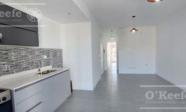 SEMIPISO DE 2 AMBIENTES EN ALQUILER EN  QUILMES  CON COCHERA !