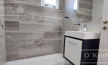 SEMIPISO DE 2 AMBIENTES EN ALQUILER EN  QUILMES  CON COCHERA !