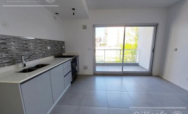 SEMIPISO DE 2 AMBIENTES EN ALQUILER EN  QUILMES  CON COCHERA !