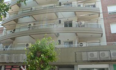 Excelente  Monoambiente en alquiler -  Zona Céntrica - Villa Ballester