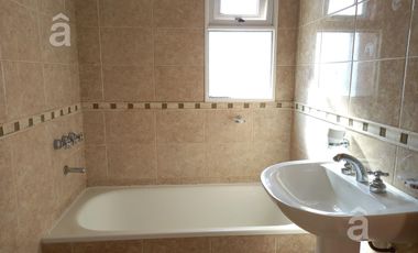 Excelente  Monoambiente en alquiler -  Zona Céntrica - Villa Ballester