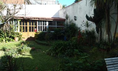 HERMOSA CASA EN ZONA RESIDENCIAL DE FLORESTA