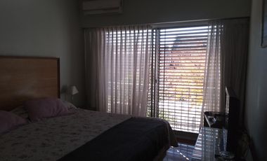 HERMOSA CASA EN ZONA RESIDENCIAL DE FLORESTA