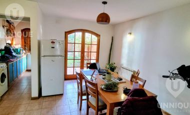Venta Hermoso dúplex B° Santa Genoveva