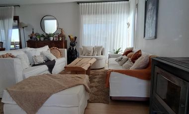 Venta Casa a La Laguna en El Naudir Escobar EC