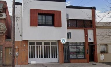 Galpón, local comercial y oficinas