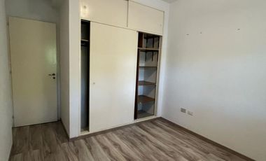 Departamento en  alquiler frente a plza flores