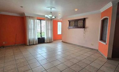 CASA EN RENTA TONALA CENTRO